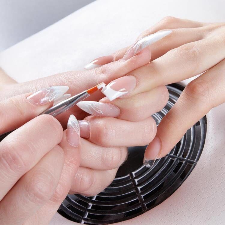 Jel Tırnak Nedir Nasıl Yapılır?